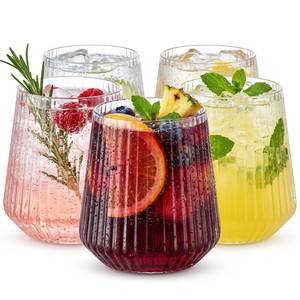 lot 5245 image: Plastic Wine Glasses 14oz 40 Pack