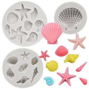 lot 20395 image: MEMOVAN Under The Sea Silicone Mold 3-Piece Set
