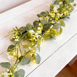 lot 1080 image: Hoolight Eucalyptus Leaves String Lights 20 LED Warm White Battery Operated