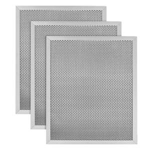 lot 8373 image: Quick Parts Delivery Range Hood Filter 10.5 x 8.75 3-Pack