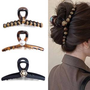 lot 14437 image: Sppry Pearl Hair Claw Clips 3 Piece Black Brown 5 Inch Large