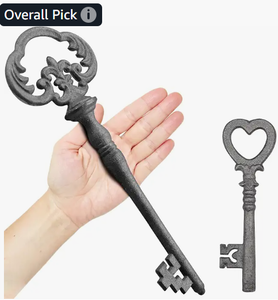 lot 6480 image: Zezzxu Cast Iron Skeleton Key Wall Decor 12 Inch and 6.5 Inch, 2 Pieces