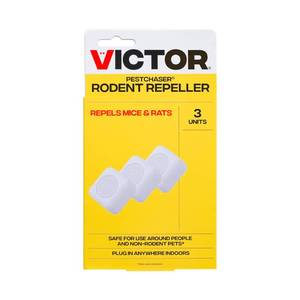 lot 2968 image: Victor PestChaser Plug-In Rodent Repeller with Nightlight, 3-Pack
