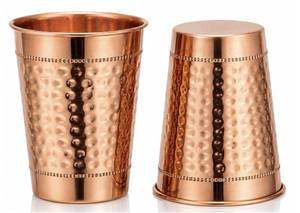 lot 6123 image: Timbrio Hammered Pure Copper Moscow Mule Tumblers Set of 2 13 Oz