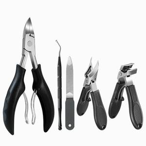 lot 8335 image: Mornihima Toenail Clippers Angled Head 1.46-Inch Wide Jaw 5-Piece Set