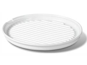 lot 13652 image: Gacoree Microwave Bacon Cooker 10-Inch Round Stoneware Tray White