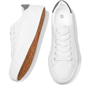 lot 14300 image: FRACORA Mens White Canvas Tennis Shoes Sneakers Size US 9