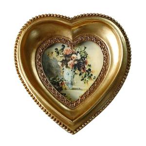 lot 6207 image: PYOAGT Antique Gold Mini Heart Picture Frame 2.5 x 2.5 Inch