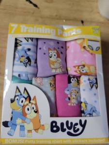 lot 8163 image: Bluey 7-Pack Toddler Training Pants Size 3T with Potty Training Chart