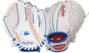 lot 14498 image: Rawlings PLAYERS Series T-Ball & Youth Baseball Glove 9 Inch Right Hand Throw