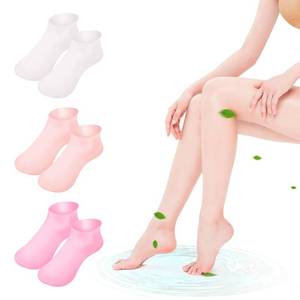 lot 2244 image: GAOHUI Silicone Moisturizing Foot Socks 3 Pairs For Dry Cracked Feet Women