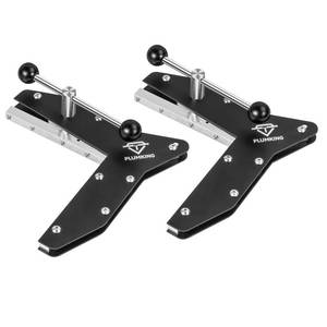 lot 1690 image: Plumking 2 Pc Miter Clamps for Woodworking Picture Frames Window Casing