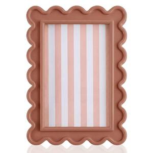 lot 6412 image: AceOrbit Khaki Flower Wavy Scalloped Picture Frame 4x6 Inches