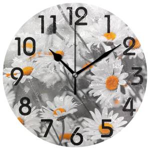 lot 7403 image: White Daisy 10 Inch Round Battery Operated Silent Wall Clock