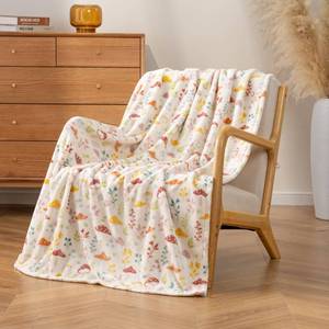 lot 13134 image: Sushing Printed Fleece Throw Blanket 50x70 Inches Cream Mushrooms