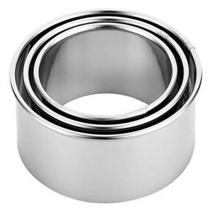 lot 8415 image: ZDHSOY Round Cookie Cutters Stainless Steel 3 Piece Set 2.4 2.8 3.2 Inch