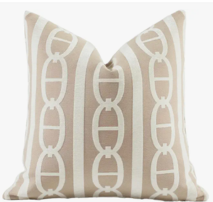 lot 18008 image: Croker Horse Tan and White Chain Link Pattern Zippered Pillow Cover
