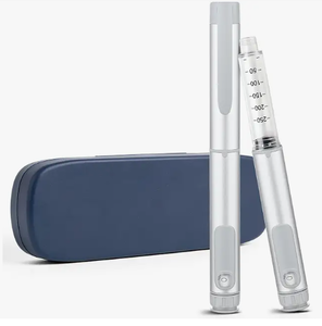 lot 18024 image: Gold-Tone Pen-Style Injector Device with Graduated Cartridge Holder and Case