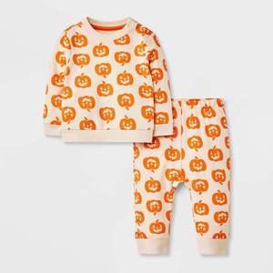 lot 20016 image: Cat & Jack Baby Halloween Pumpkin Sweatshirt & Jogger Pants Set Cream 3M