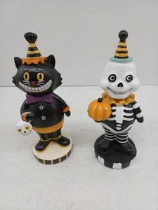 lot 12422 image: Set of 2 Halloween Resin Figurines Black Cat and Skeleton w Party Hats