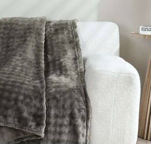 lot 12546 image: Monte & Jardin Jacquard Throw Blanket 60 x 70 in Sage Green Polyester