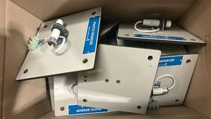 lot 16595 image: Lot of Photo Sensors by Energy Concepts