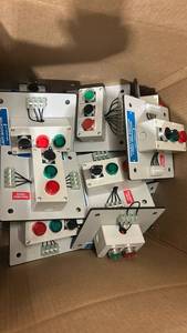lot 16597 image: Energy Concepts Selector Switch Light Indicator Control Lot