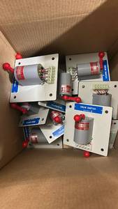 lot 16598 image: Lot of Drum Switches by Energy Concepts