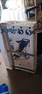 lot 2246 image: zoomes stroller