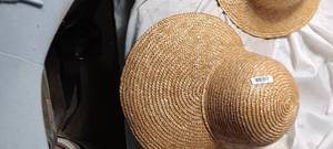 lot 2375 image: tan Woven Straw Sun Hat