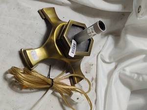 lot 2332 image: Lamp Stand
