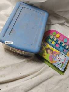 lot 2351 image: Misc Paint brushes and kids painting