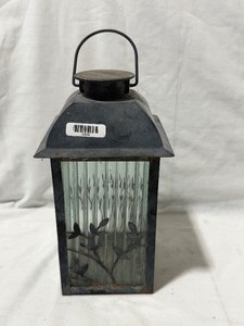 lot 2208 image: Outdoor lamp