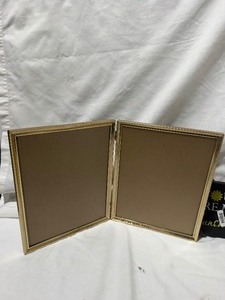 lot 2217 image: Few Picture frames