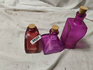 lot 2325 image: 3 PC Purple Glass Set