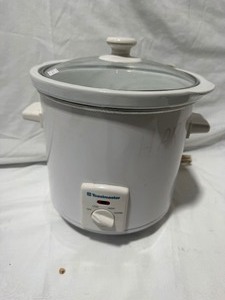 lot 2161 image: Toastmaster Crock pot