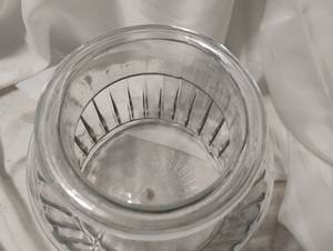lot 2277 image: Glass vase