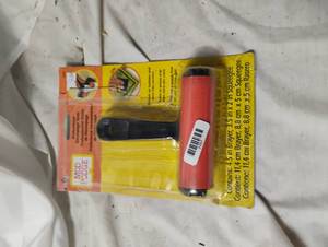 lot 2297 image: Mod Podge roller