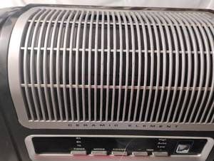 lot 2300 image: Lasko Heater