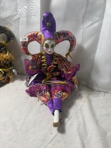lot 2129 image: 2 Vintage Porcelain jester dolls