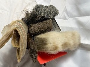 lot 2140 image: Paint Brushes