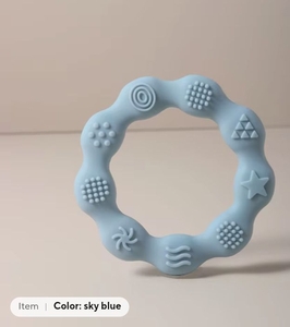 lot 43415 image: Baby Ring Teether Teething Toy