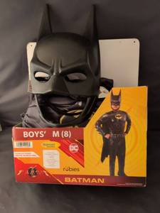 NIB Rubies Batman Boys' M (8) Costume with Mask