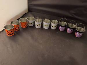lot 33 image: Halloween Treat Pails 11-Piece Set Jack-O-Lantern Mummy Monster