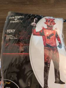 lot 41 image: Five Nights at Freddys Foxy Child Costume Jumpsuit Vest Hook Glove Mask The hook needs fixing