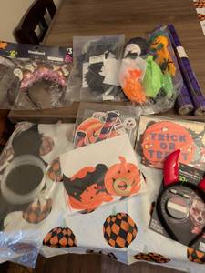 lot 77 image: Halloween Party Costume Accessory Lot Headbands Decorations Trick or Treat