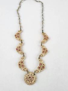 lot 140 image: Vintage MCM Carved Celluloid Necklace Pink Rhinestones 24