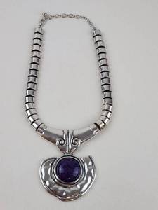 lot 142 image: Vintage Statement Necklace with Dark Purple Stone Pendant