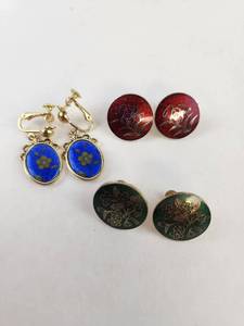 lot 172 image: Enamel Earrings Lot 6 Pairs Blue Red Green Floral Designs