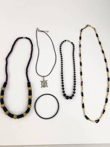 lot 207 image: 5-Piece Necklace and Bracelet Jewelry Lot with Beads and Turtle Pendant